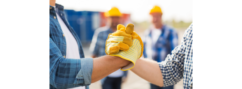 Kättely kuvassa. Hyvä fiilis.